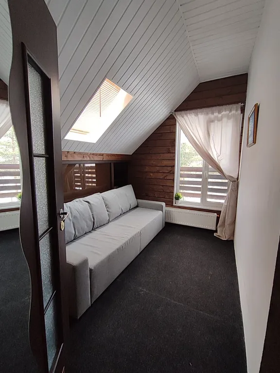 Вилла с гриль-верандой, сауной, купелью и джакузи