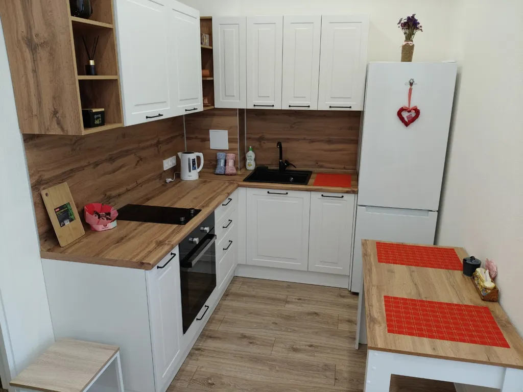 Видовая студия с дизайнерским ремонтом