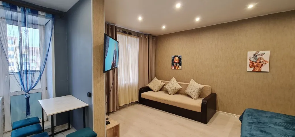 Просторная современная студия