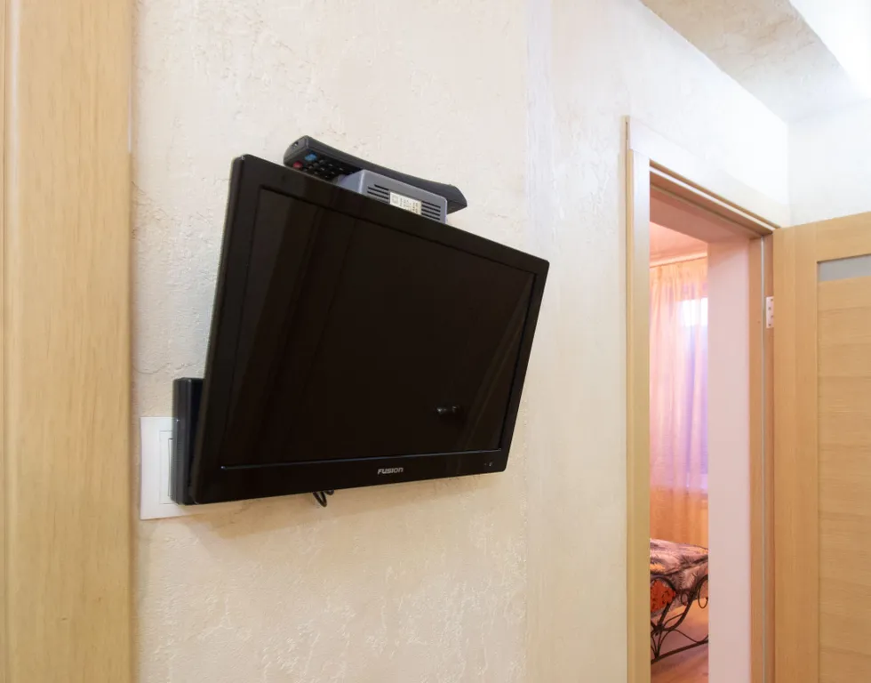 Красивая большая двухкомнатная квартира в микрорайоне Красный Камень