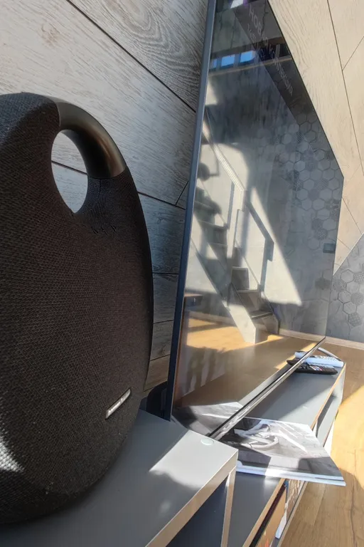 Панорамный домик с теплым бассейном в пяти минутах ходьбы от города