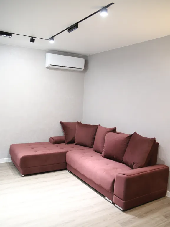 Новая квартира студия с отдельным входом и верандой