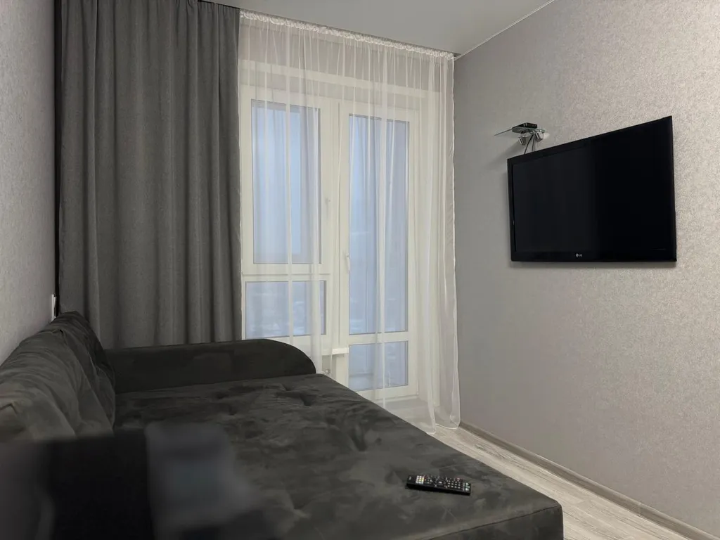 Апартаменты Аврора в ЖК Крылья и красивым видом с 17 этажа