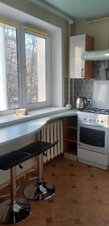 Самый центр, второй этаж, большая парковка