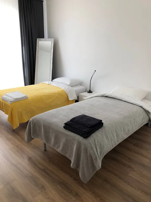 Уютная большая квартира в тихом районе рядом с центром города — аренда посуточно в Калининград