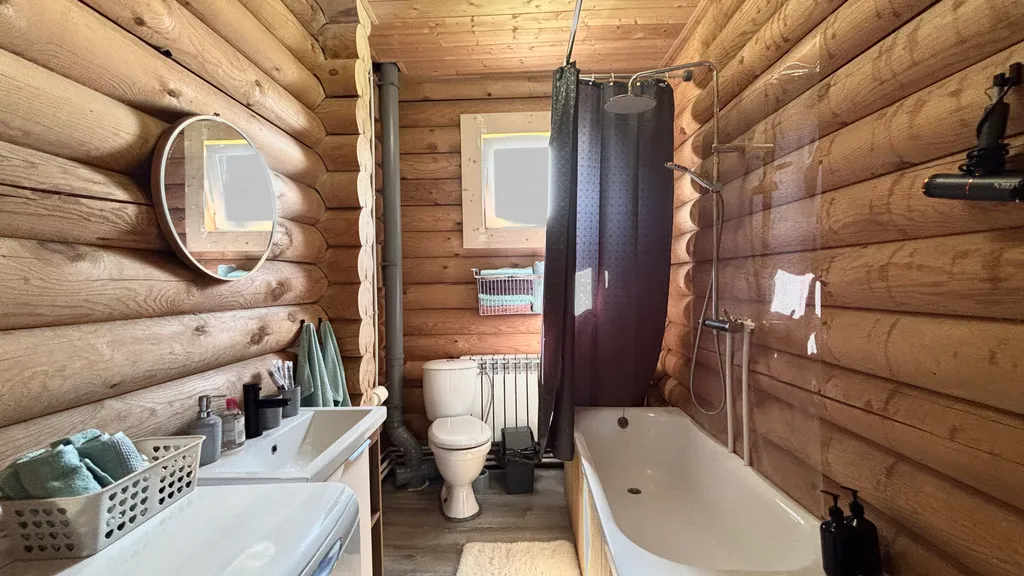 Абсолютно новый чистый коттедж с чаном для большой компании