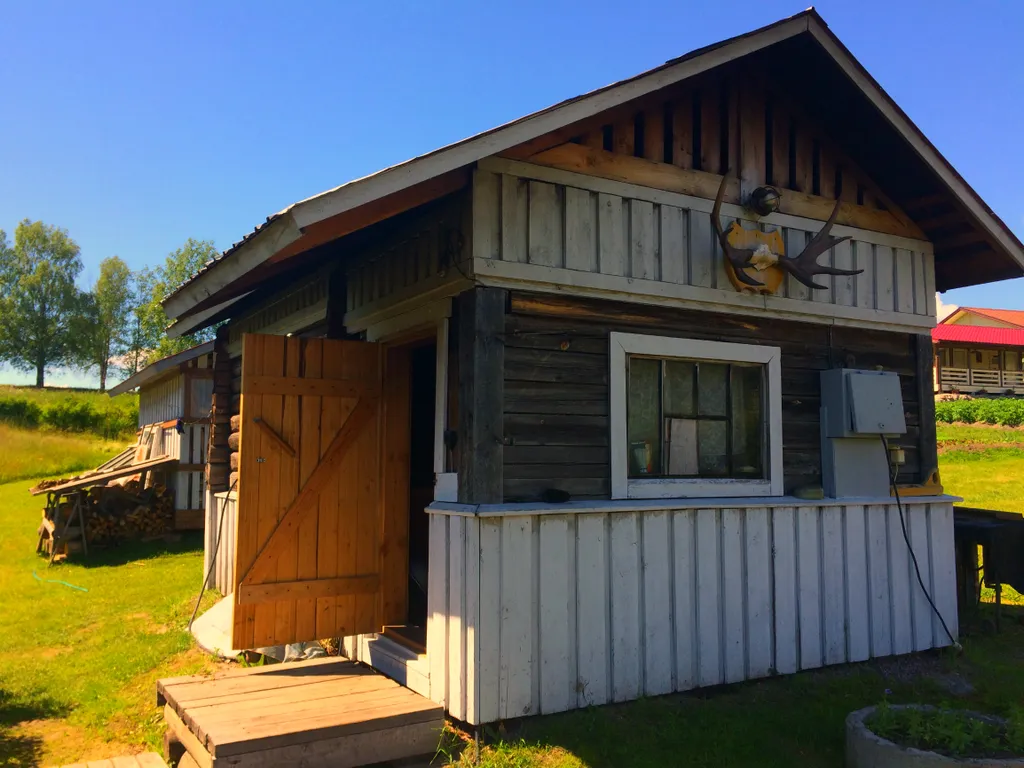 Дом с видом на озеро Паасо