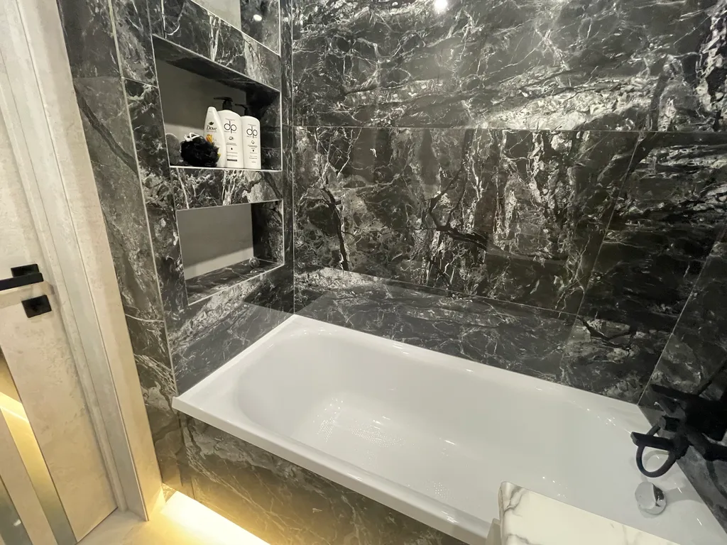 Роскошная квартира в центре мегаполиса с видом на собственный парк