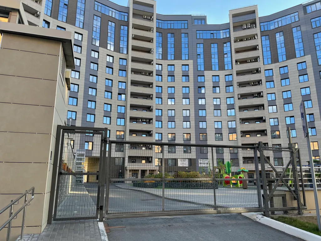 Бизнес-студия с видом на набережную