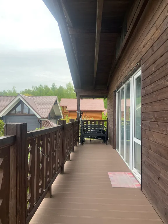 Дом с видом на озеро Нарочь