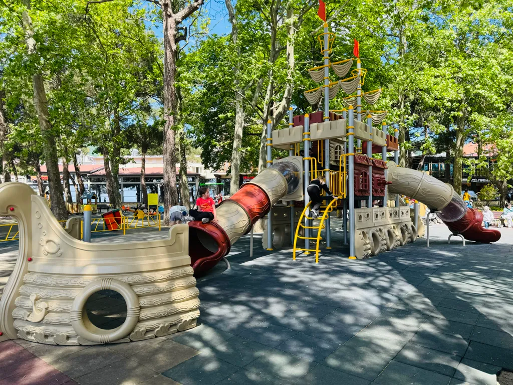 Апартаменты Лермонтовский бульвар делюкс