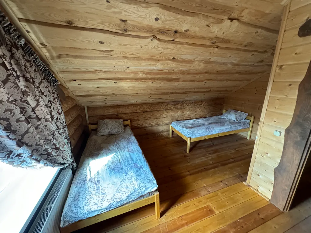 Дом-изба Лежбище