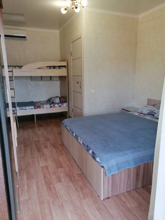 Квартира Квартира Четырехместный номер с удобствами — Ейск