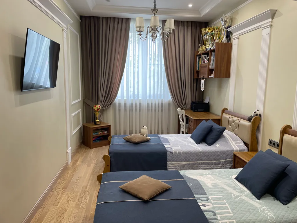 Апартамент для ценителей комфорта в центре города, с закрытой парковкой