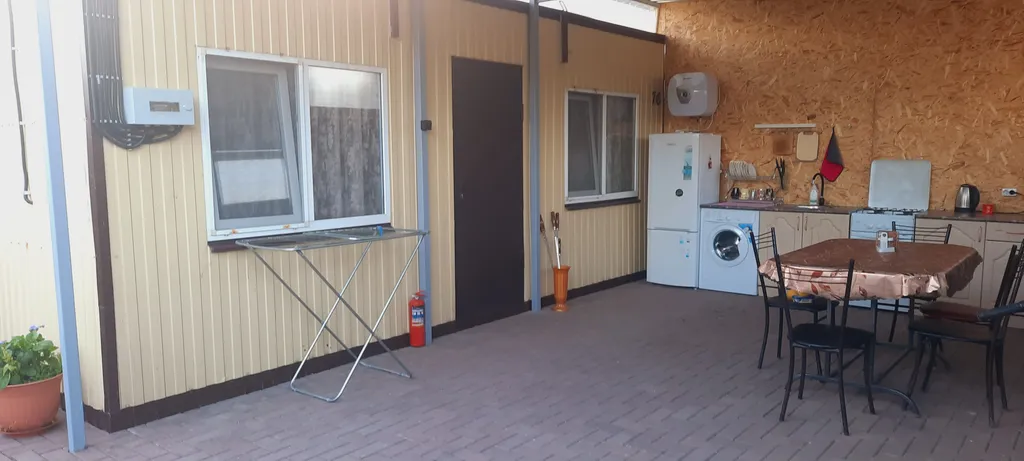 Домик с отдельным двором