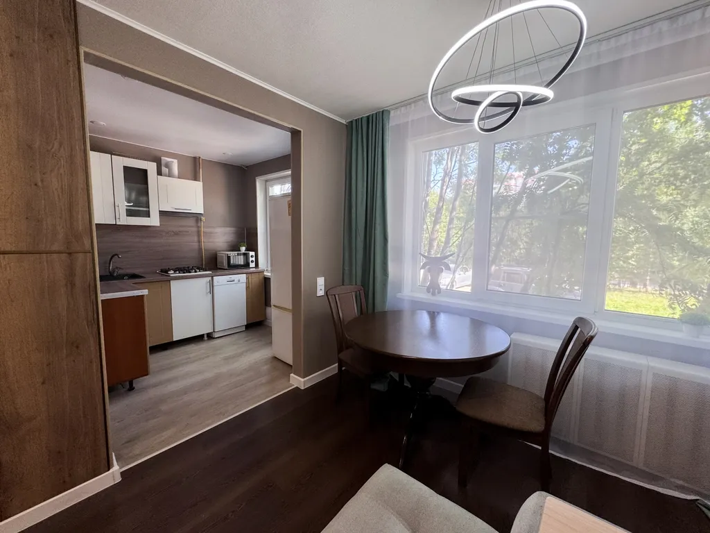 2‑комн. квартира рядом с Долиной уюта на пр. Кольский, 26