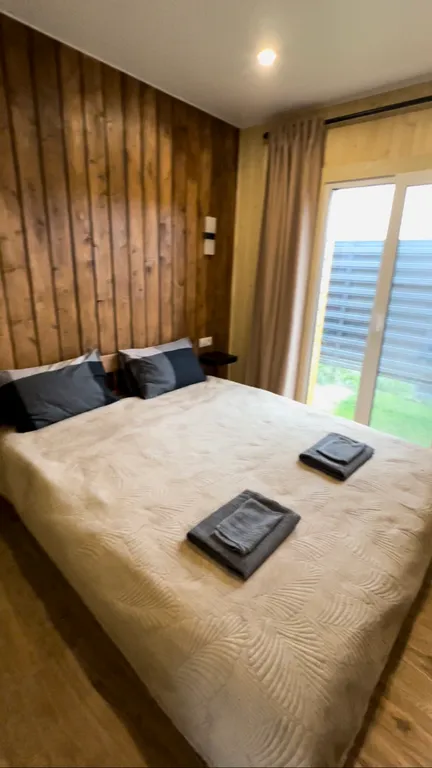 Коттедж с сауной на горке