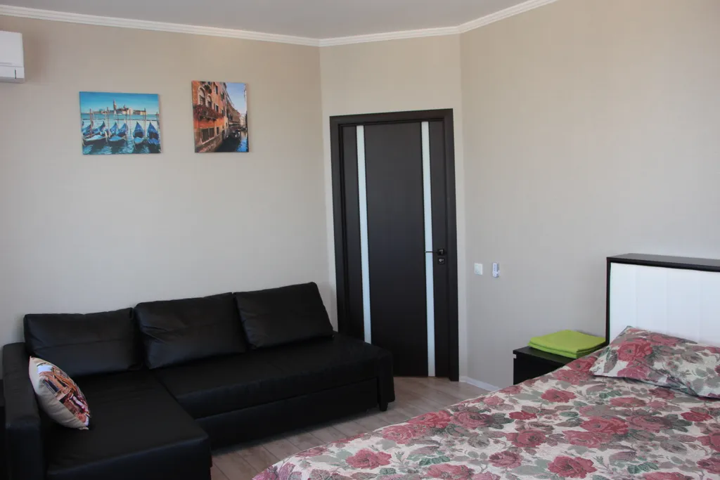 Комфортабельная квартира в новом высотном доме