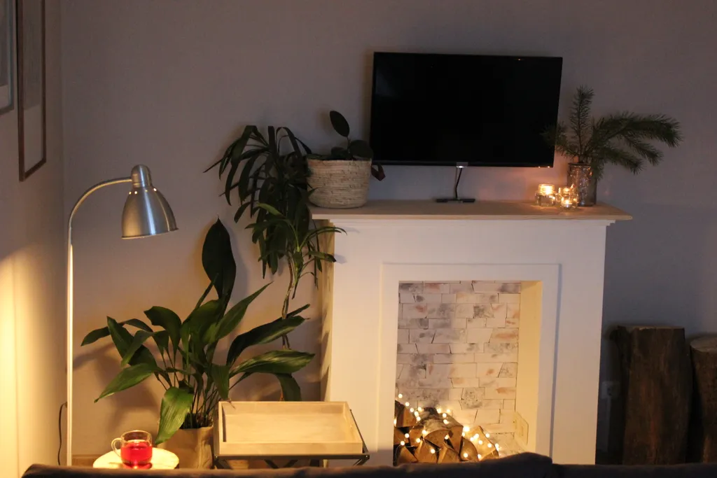 Уютная квартира с камином