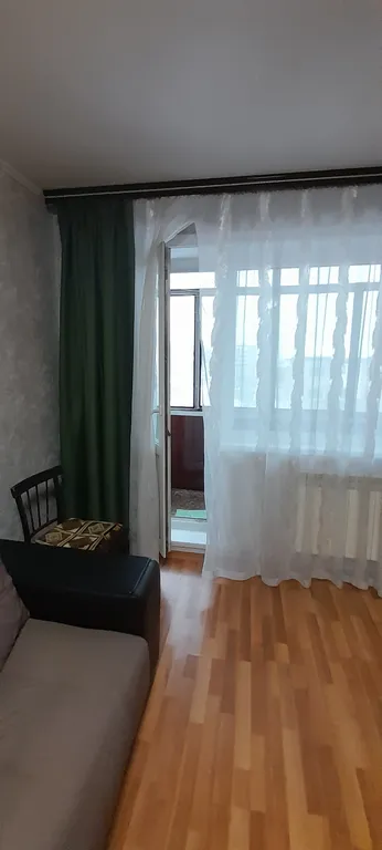 Квартира возле площади Праздничная