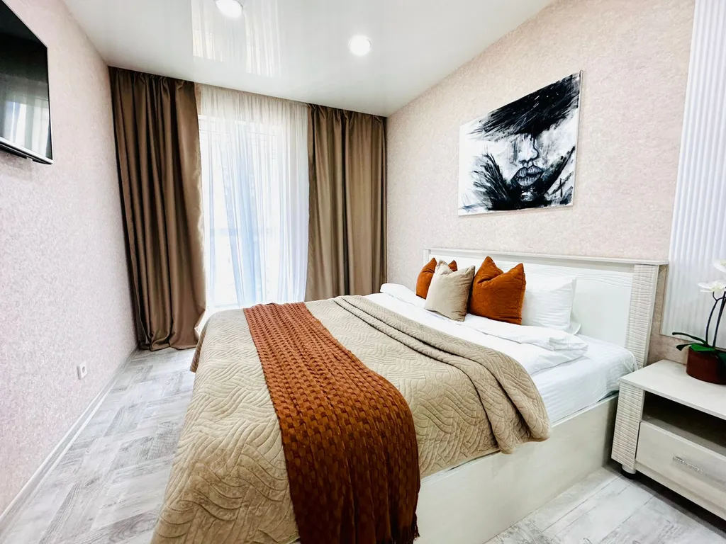 Квартира Уютная, двухкомнатная дизайнерская квартира у озера — Калининград