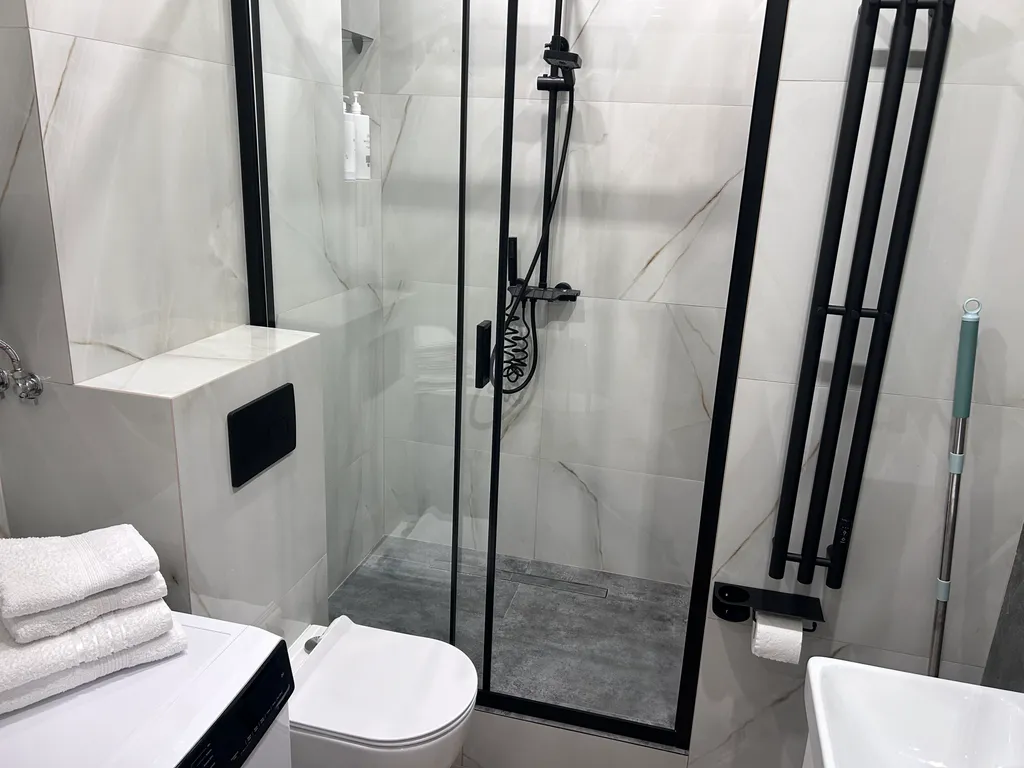 Современная студия с террасой