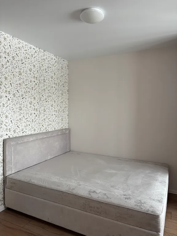 1-комнатная квартира рядом с КГЦО и МНТК