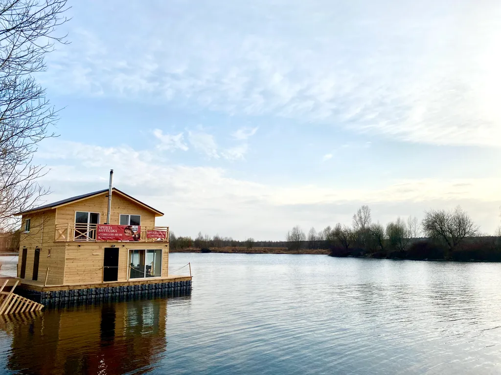 Коттедж Коттедж Светлый — Жостово