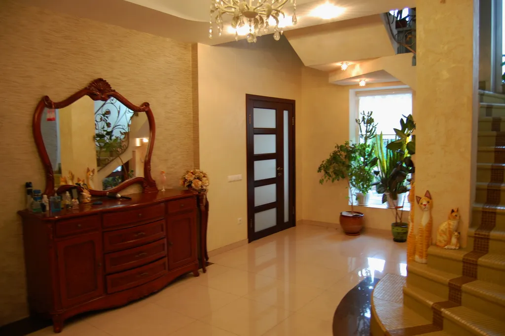 Дом с бассейном в Сенице