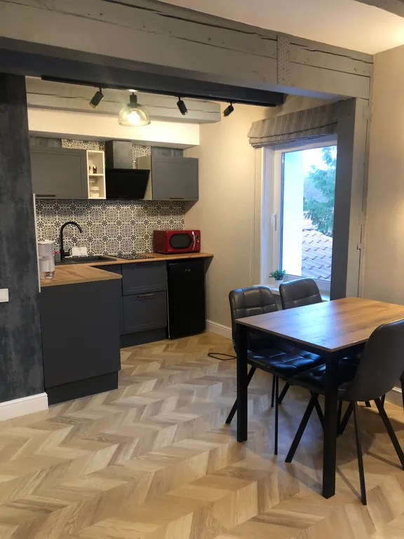 Квартира Атмосферная квартира рядом с морем и парком A&J Apartment — Зеленоградск