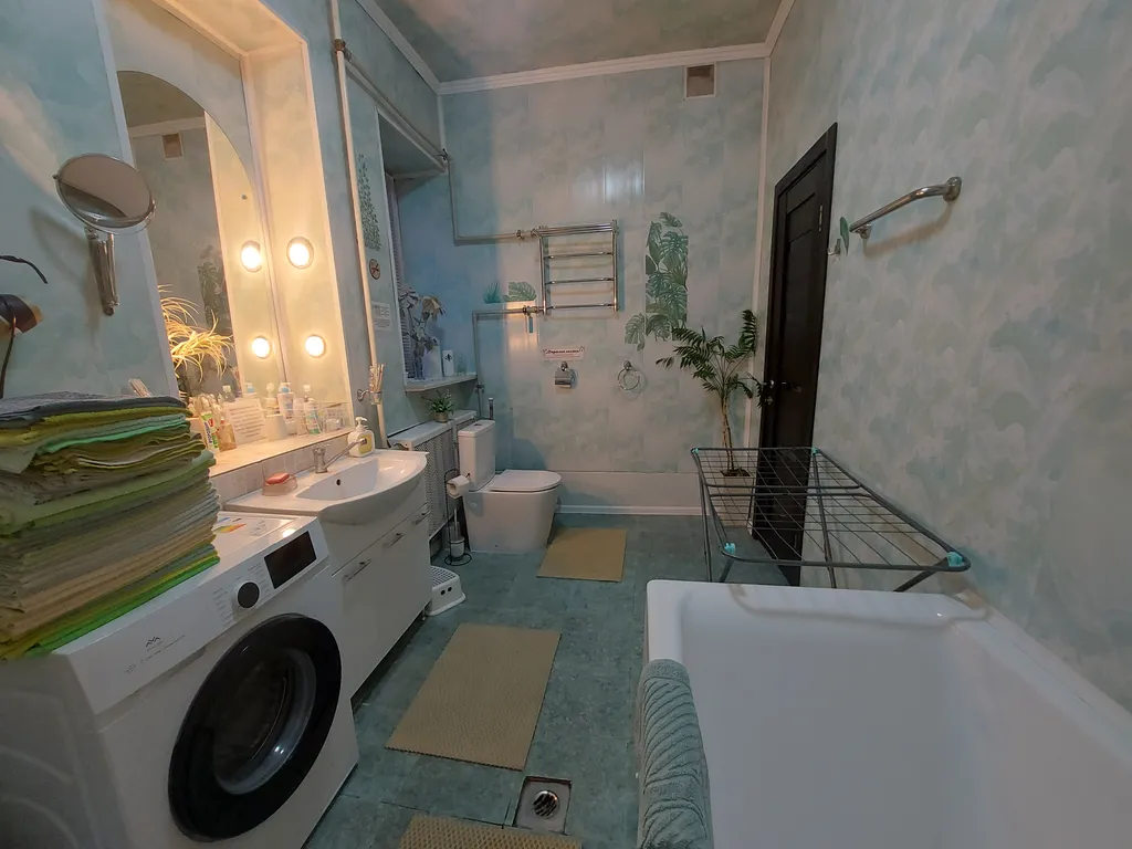 Коттедж Марианна с бильярдом, теннисом, сауной и бассейном