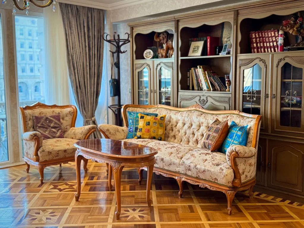 Апартаменты в центре с восхитительным видом на море