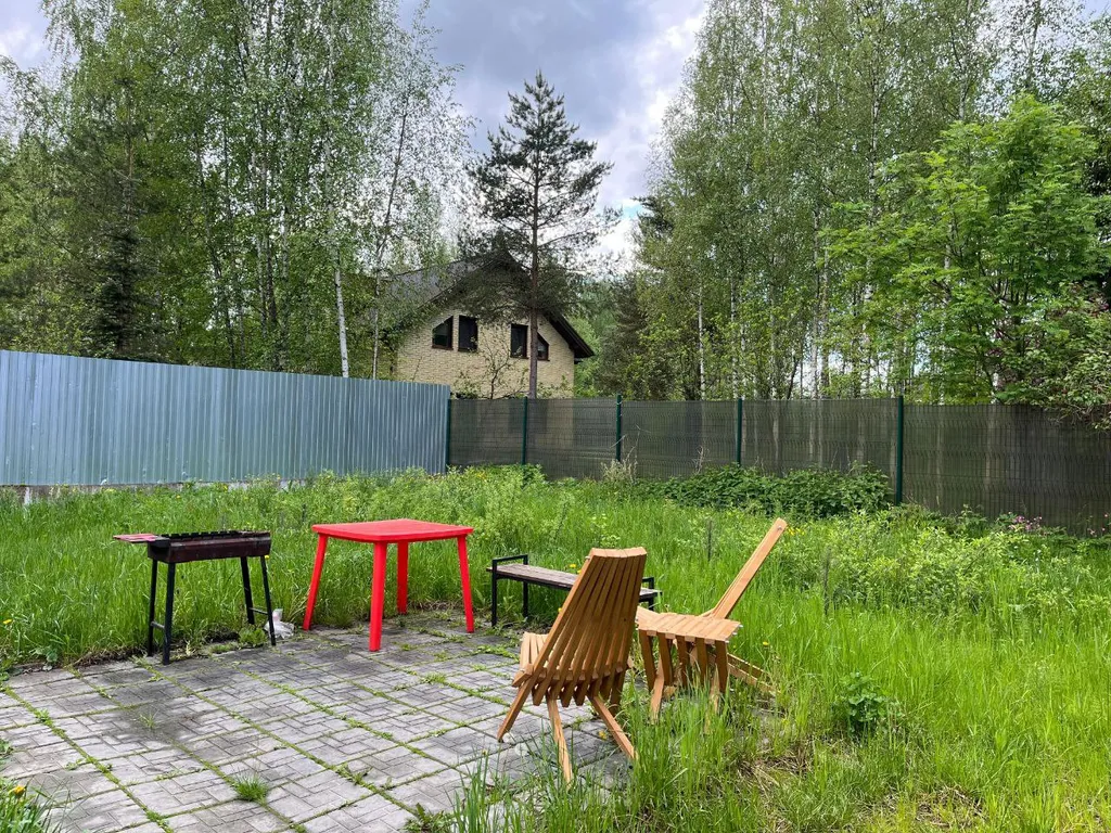 Домик у леса