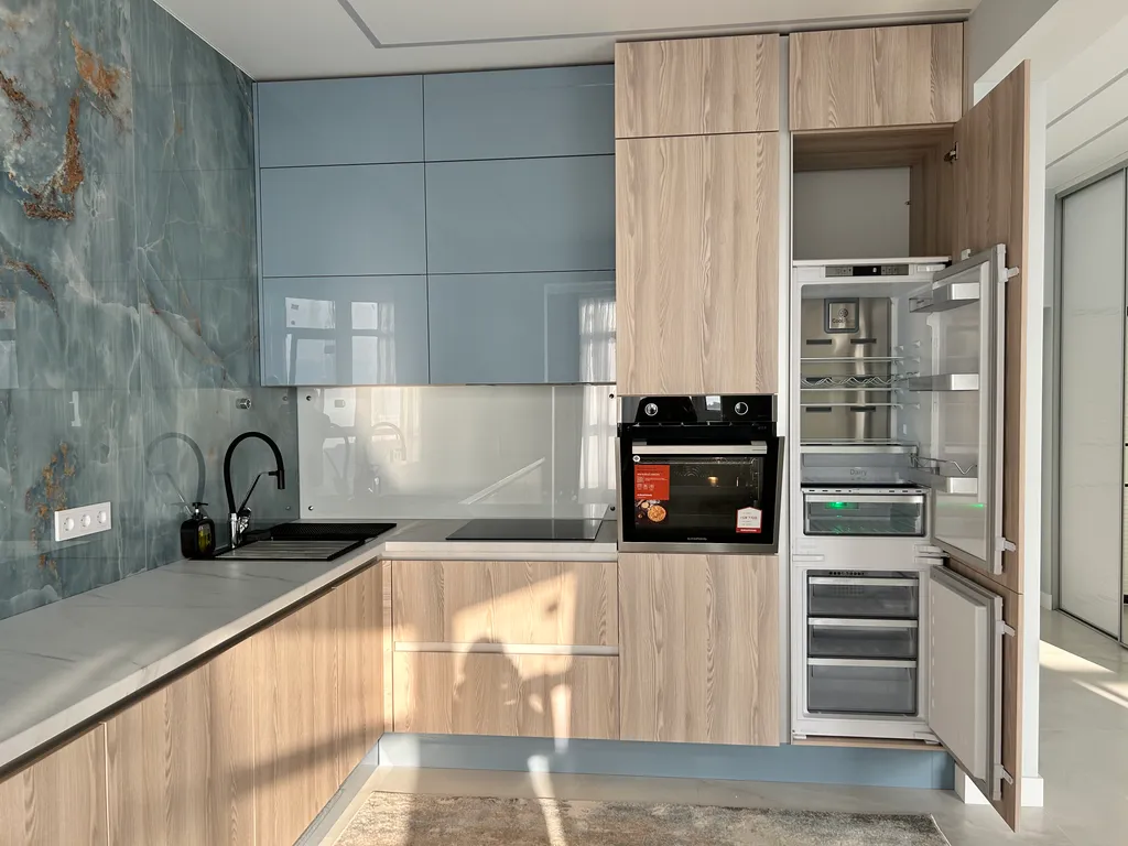 Квартира Просторная видовая квартира с панорамным остеклением — Геленджик