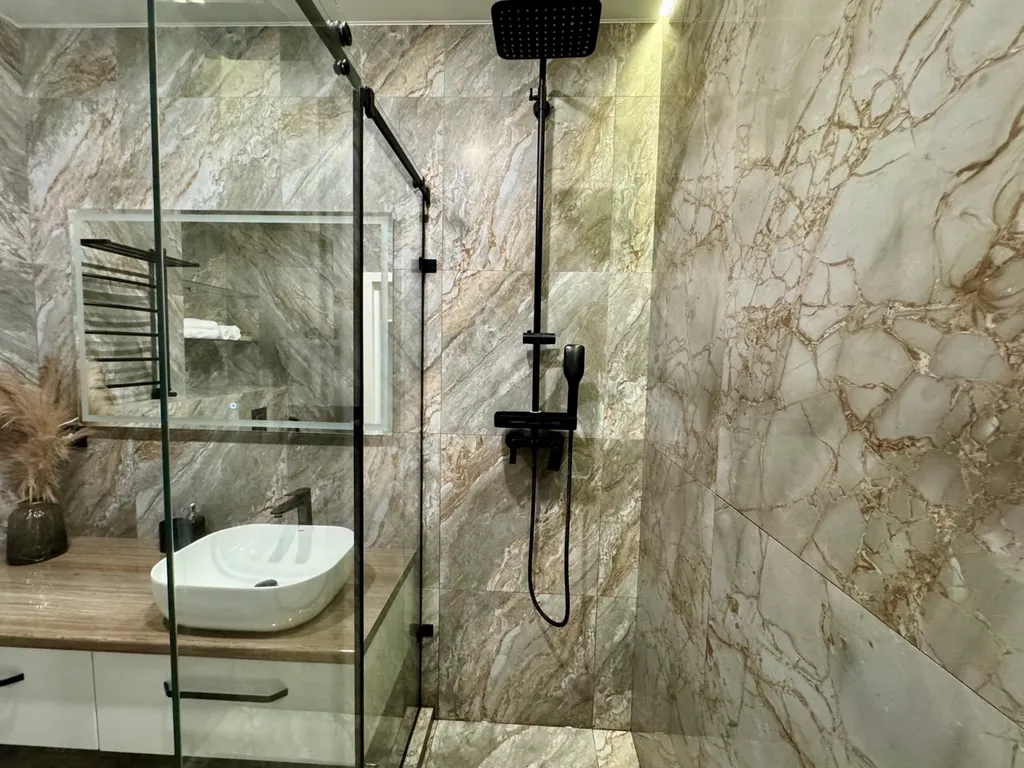 Стильная квартира с видом на горы