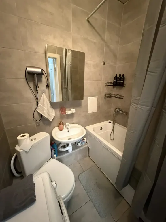 Уютная квартира возле тц Мега Адыгея