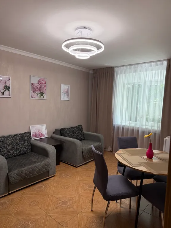 Семейный двухкомнатный