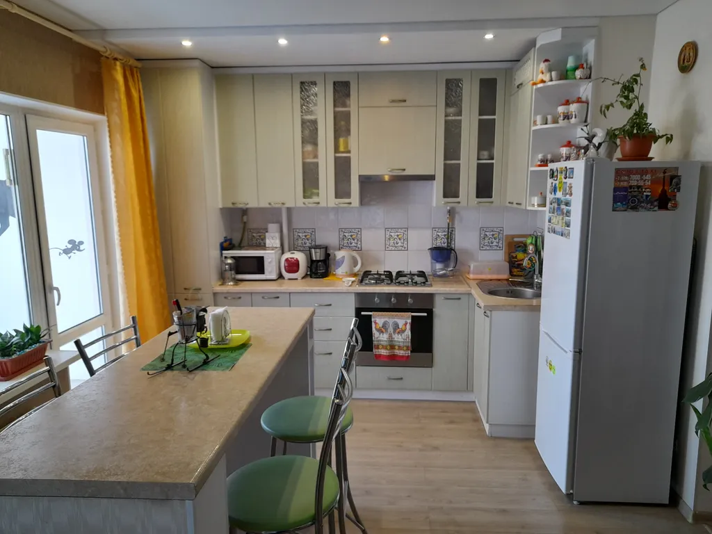 Квартира 2-комнатная Квартира — Севастополь