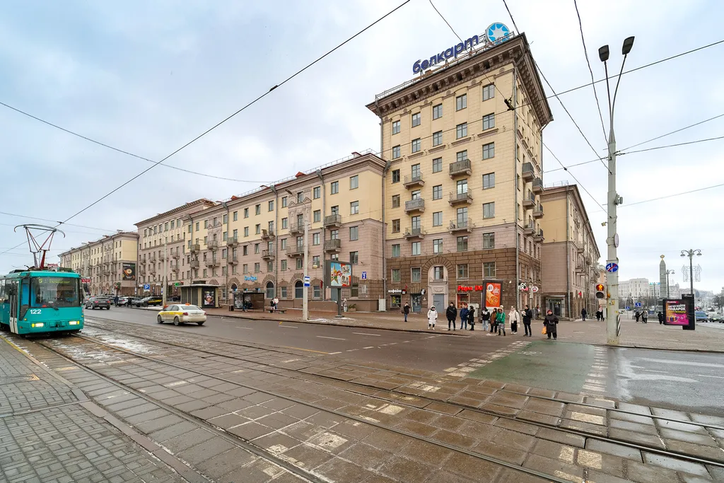 Квартира Просторная 3-комнатная квартира в центре возле метро — Минск