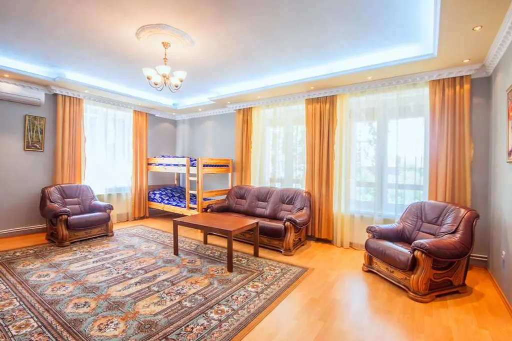 Комфортный двухкомнатный номер для семьи