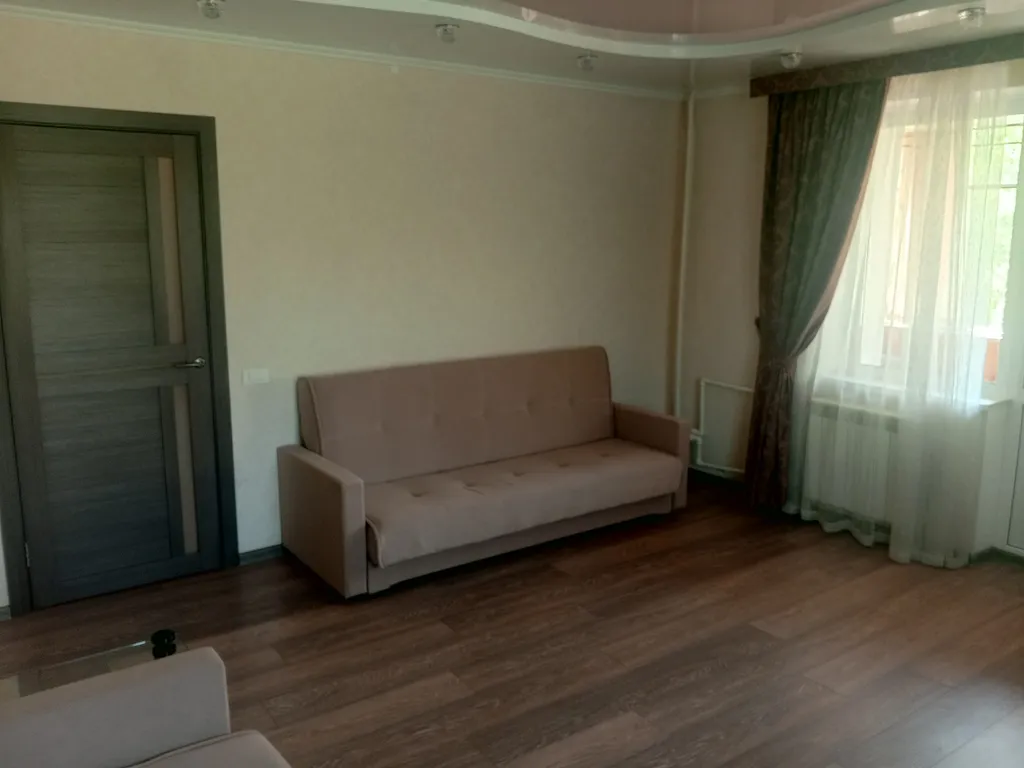 Уютная квартирка двухкомнатная у ЖД Вокзала