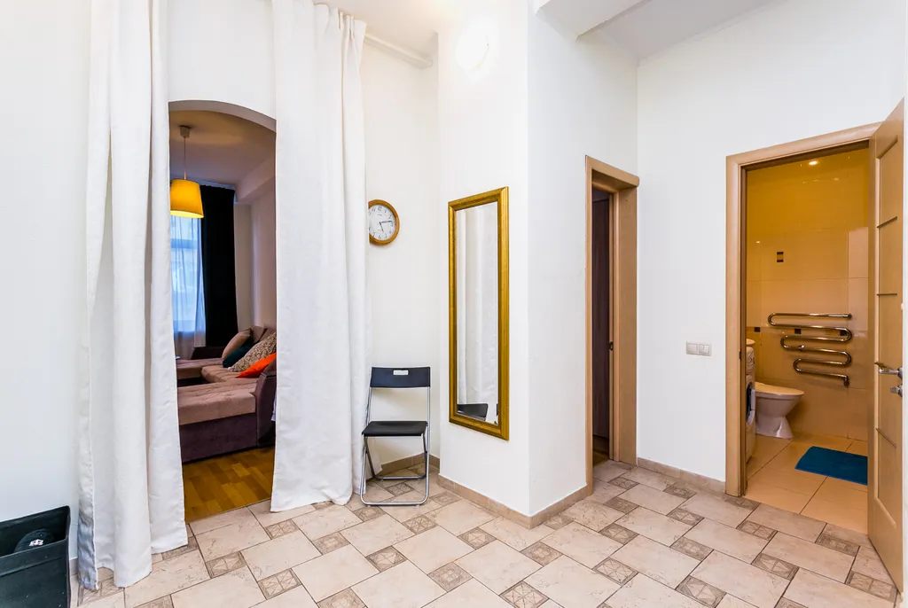 Квартира Просторная квартира с балконом у Арбата — Москва