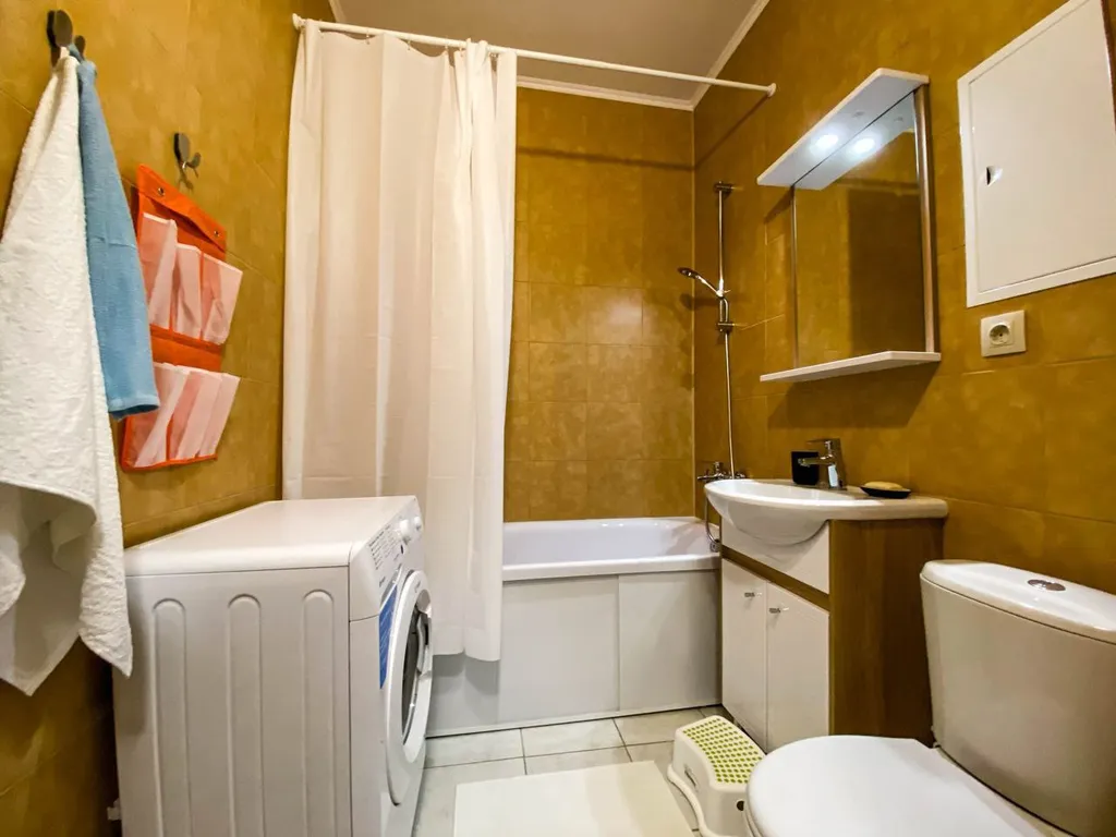 Apartment White Lodging