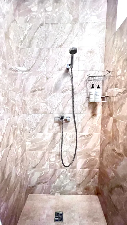 Панорамная квартира с шикарным видом на Ялту