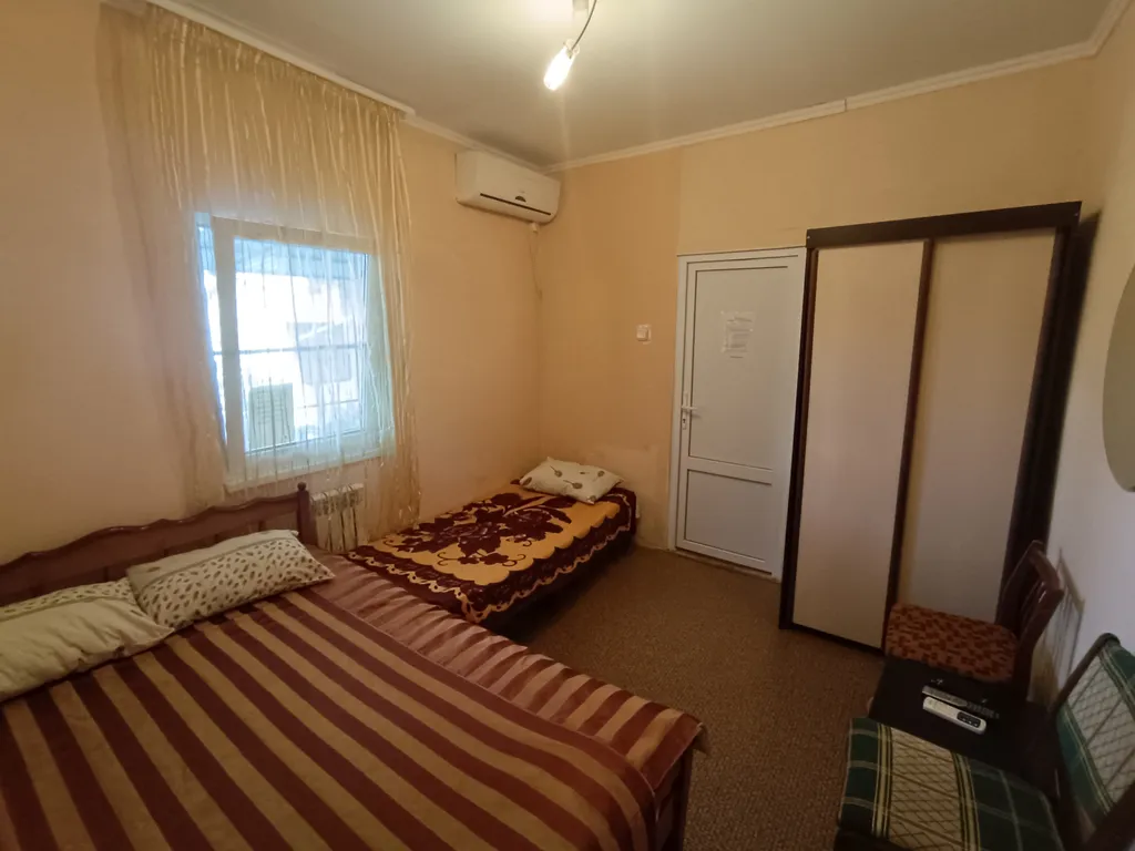 Квартира Квартира Семейный трехместный эконом — Геленджик