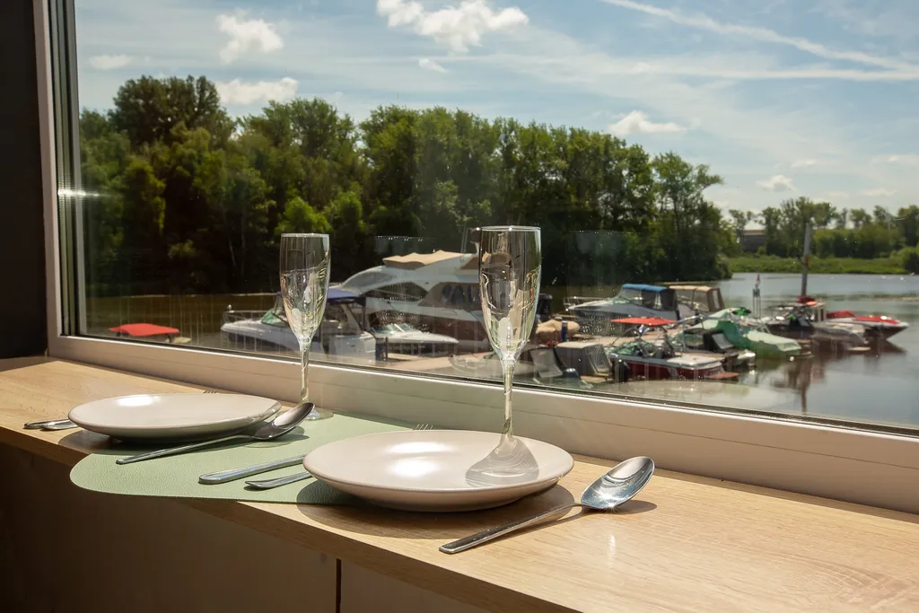 Бунгало №2 Апарт-Комфорт на 4 человека на берегу Которосли