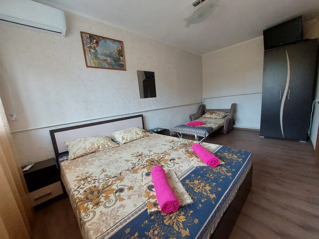 3-х местная комната в доме с бассейном