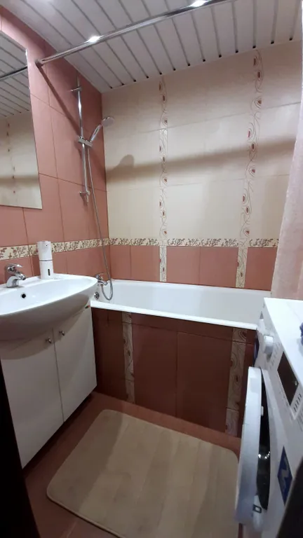 Большая квартира с отдельной кухней в тихом центре