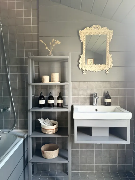 Уютный загородный дом в тишине