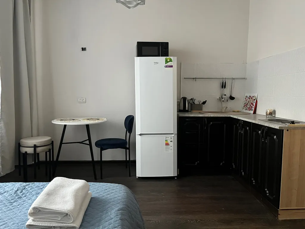 Уютная студия у в пяти минутах от Аллеи и аэропорта